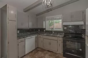 2041 Northway Cir, Saint Cloud, MN 56303 - Photo 11