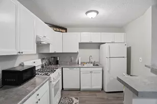 7248 72nd Ln N, Brooklyn Park, MN 55428 - Photo 5