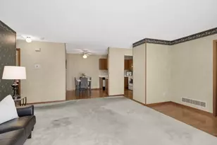 391 Cari Park Ln, Hastings, MN 55033 - Photo 5