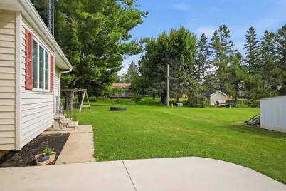 211 4th Avenue NW, Blooming Prairie, MN 55917 - Photo 37