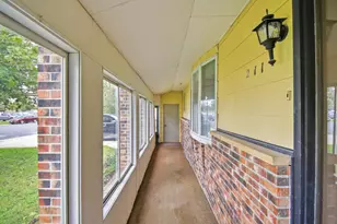 211 4th Ave NW, Blooming Prairie, MN 55917 - Photo 3