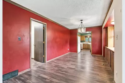 211 4th Avenue NW, Blooming Prairie, MN 55917 - Photo 15