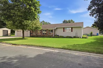 211 4th Avenue NW, Blooming Prairie, MN 55917 - Photo 41
