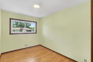 217 Dawn Ave, Shoreview, MN 55126 - Photo 15