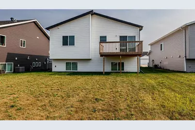 3062 39th Avenue S, Moorhead, MN 56560 - Photo 3