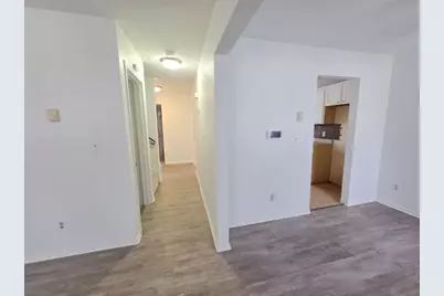 913 Marion Street, Saint Paul, MN 55117 - Photo 9