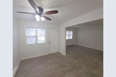 913 Marion Street, Saint Paul, MN 55117 - Photo 11