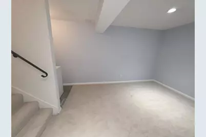 913 Marion Street, Saint Paul, MN 55117 - Photo 27