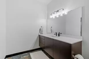 618 Washington Ave N, Minneapolis, MN 55401 - Photo 25