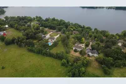 1806 Minnehuta Drive, Fergus Falls, MN 56537 - Photo 9