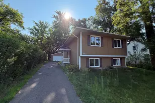 112 McGregor Ave N, Mahtomedi, MN 55115 - Photo 1