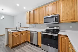 13853 Dahlia Dr, Rogers, MN 55374 - Photo 9