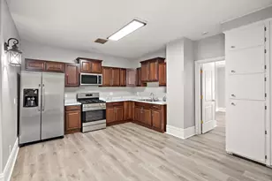 820 18th Ave N, Minneapolis, MN 55411 - Photo 19