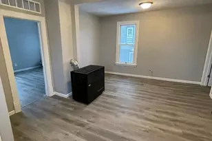 820 18th Ave N, Minneapolis, MN 55411 - Photo 33