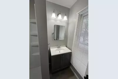 820 18th Avenue N, Minneapolis, MN 55411 - Photo 25