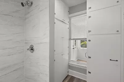 820 18th Avenue N, Minneapolis, MN 55411 - Photo 21