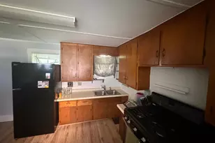 217 E Benton St, Le Roy, MN 55951 - Photo 3