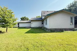 237 E Dahlstrom Ave, Appleton, MN 56208 - Photo 59