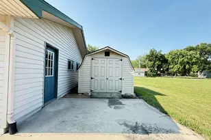 237 E Dahlstrom Ave, Appleton, MN 56208 - Photo 57