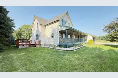 237 E Dahlstrom Avenue, Appleton, MN 56208 - Photo 3
