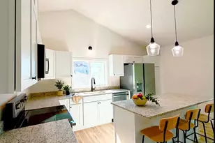 683 Sims Ave, Saint Paul, MN 55106 - Photo 5