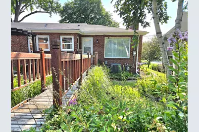 1736 E Shore Drive, Maplewood, MN 55109 - Photo 33
