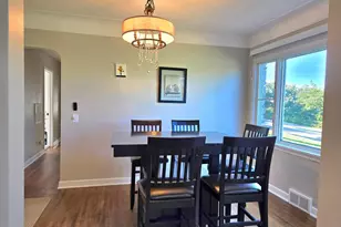 1736 E Shore Dr, Maplewood, MN 55109 - Photo 17