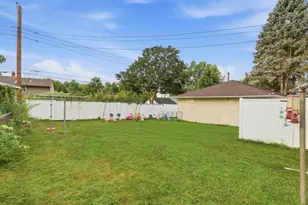 2226 Cardinal Pl, Saint Paul, MN 55119 - Photo 21