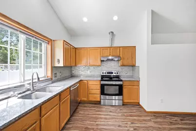 16036 Goodview Court, Lakeville, MN 55044 - Photo 5