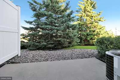17397 Glacier Way, Lakeville, MN 55044 - Photo 3