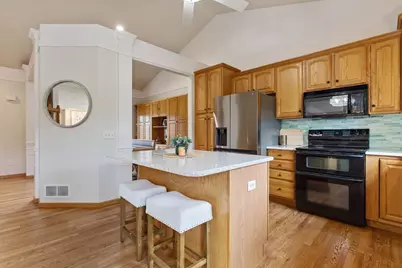600 Topaz Lane, Hudson, WI 54016 - Photo 5