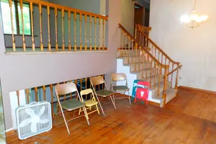 2091 Oakridge St, Saint Paul, MN 55119 - Photo 9