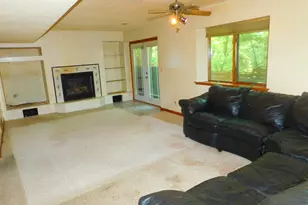 2091 Oakridge St, Saint Paul, MN 55119 - Photo 19