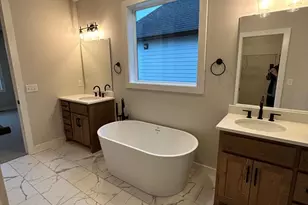 4048 Arbor Dr, Woodbury, MN 55129 - Photo 29
