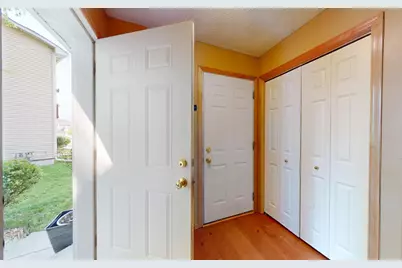 915 Kimberly Lane, Chanhassen, MN 55317 - Photo 3