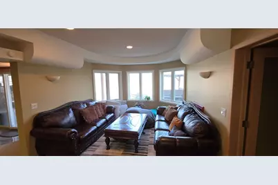 171 Red Oaks Drive, Vadnais Heights, MN 55127 - Photo 19