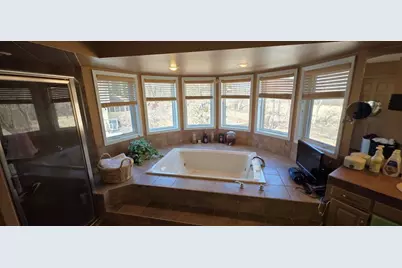 171 Red Oaks Drive, Vadnais Heights, MN 55127 - Photo 21