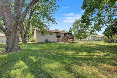 11216 Wisconsin Avenue N, Champlin, MN 55316 - Photo 17