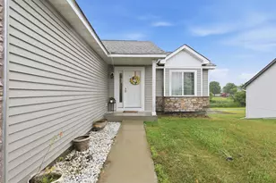 526 3rd Ave NE, Lonsdale, MN 55046 - Photo 3