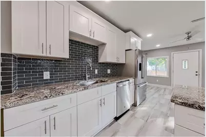 812 14th Avenue NE, Rochester, MN 55906 - Photo 11