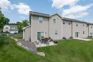 573 Ravencroft Rd, Waconia, MN 55387 - Photo 23