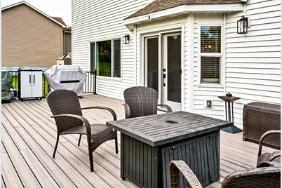 1121 Jasmine Lane, Jordan, MN 55352 - Photo 9