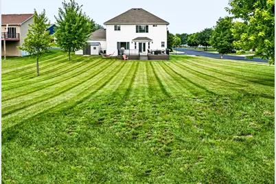 1121 Jasmine Lane, Jordan, MN 55352 - Photo 5