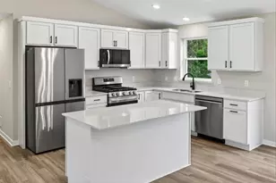 37528 Greenway Ave, North Branch, MN 55056 - Photo 9