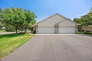 2994 Pitrina Way, Little Canada, MN 55117 - Photo 3