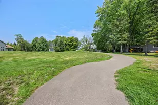 2994 Pitrina Way, Little Canada, MN 55117 - Photo 69