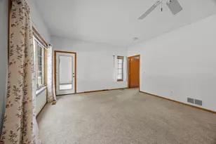 2994 Pitrina Way, Little Canada, MN 55117 - Photo 19