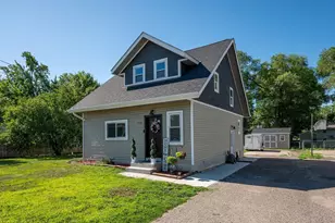 724 E Broadway St, Monticello, MN 55362 - Photo 1