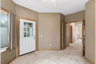 10478 Bay View Lane, Woodbury, MN 55129 - Photo 33