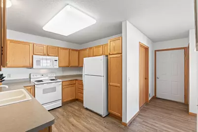 10478 Bay View Lane, Woodbury, MN 55129 - Photo 15